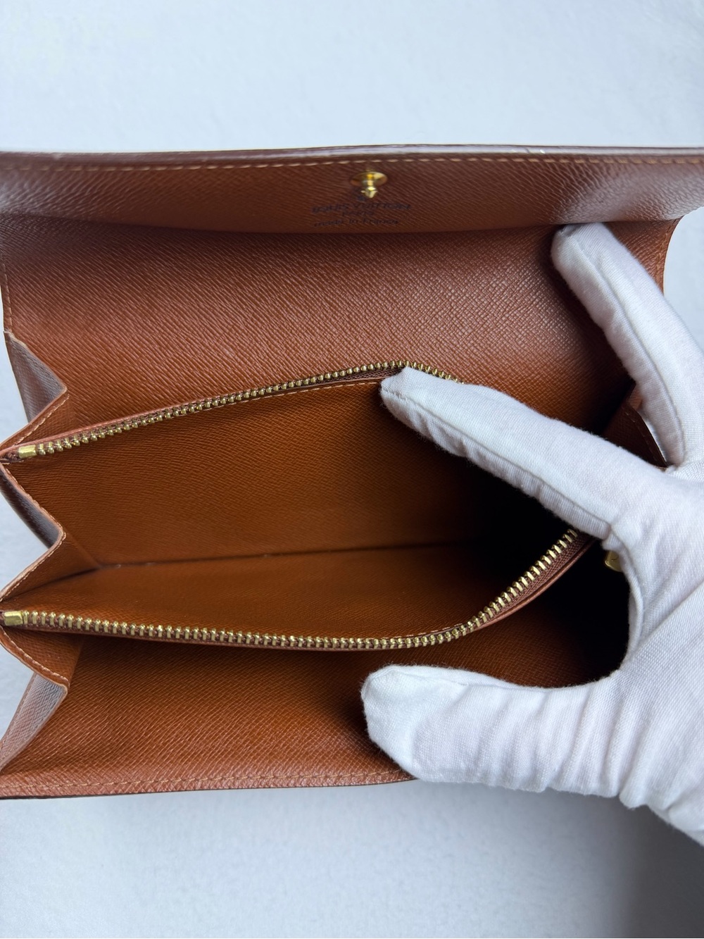 Authentic Louis Vuitton Monogram Sarah Wallet with Box Dust bag, Unbranded Chain - Picture 12 of 15